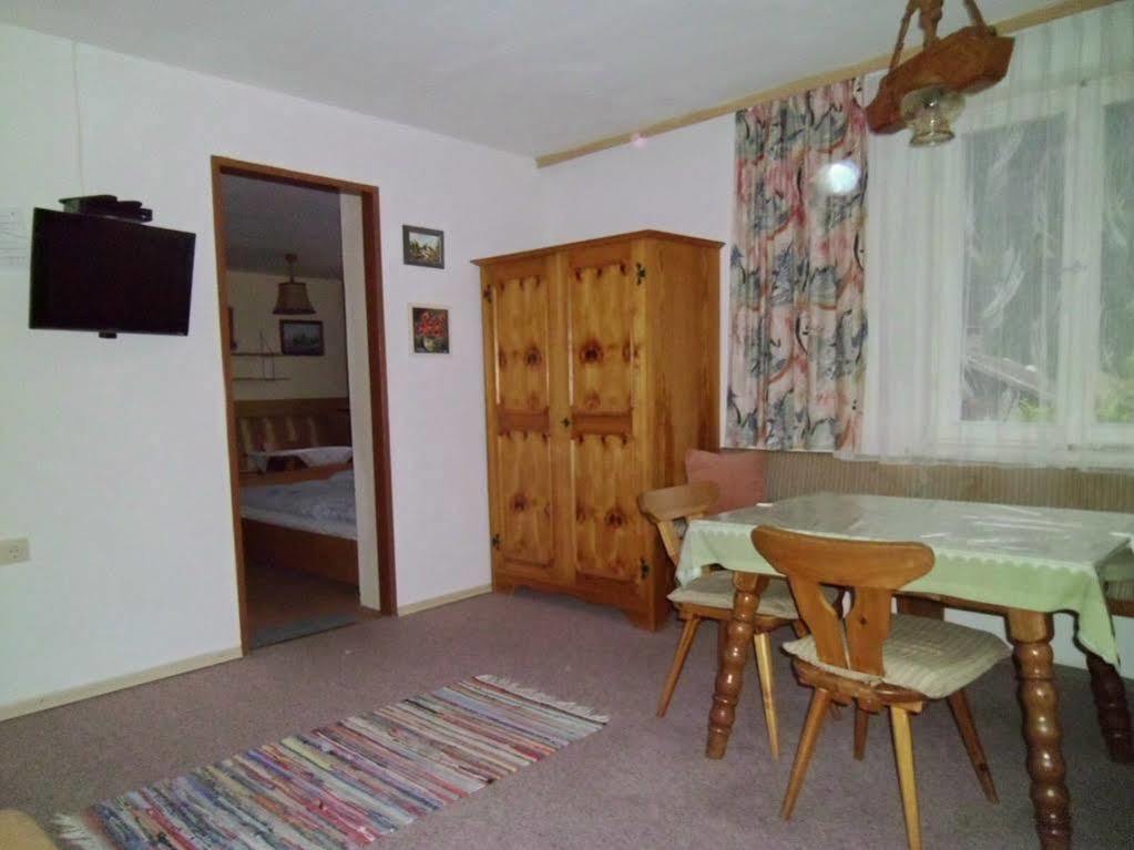 Salvesenheim Apartment Таренц Екстериор снимка