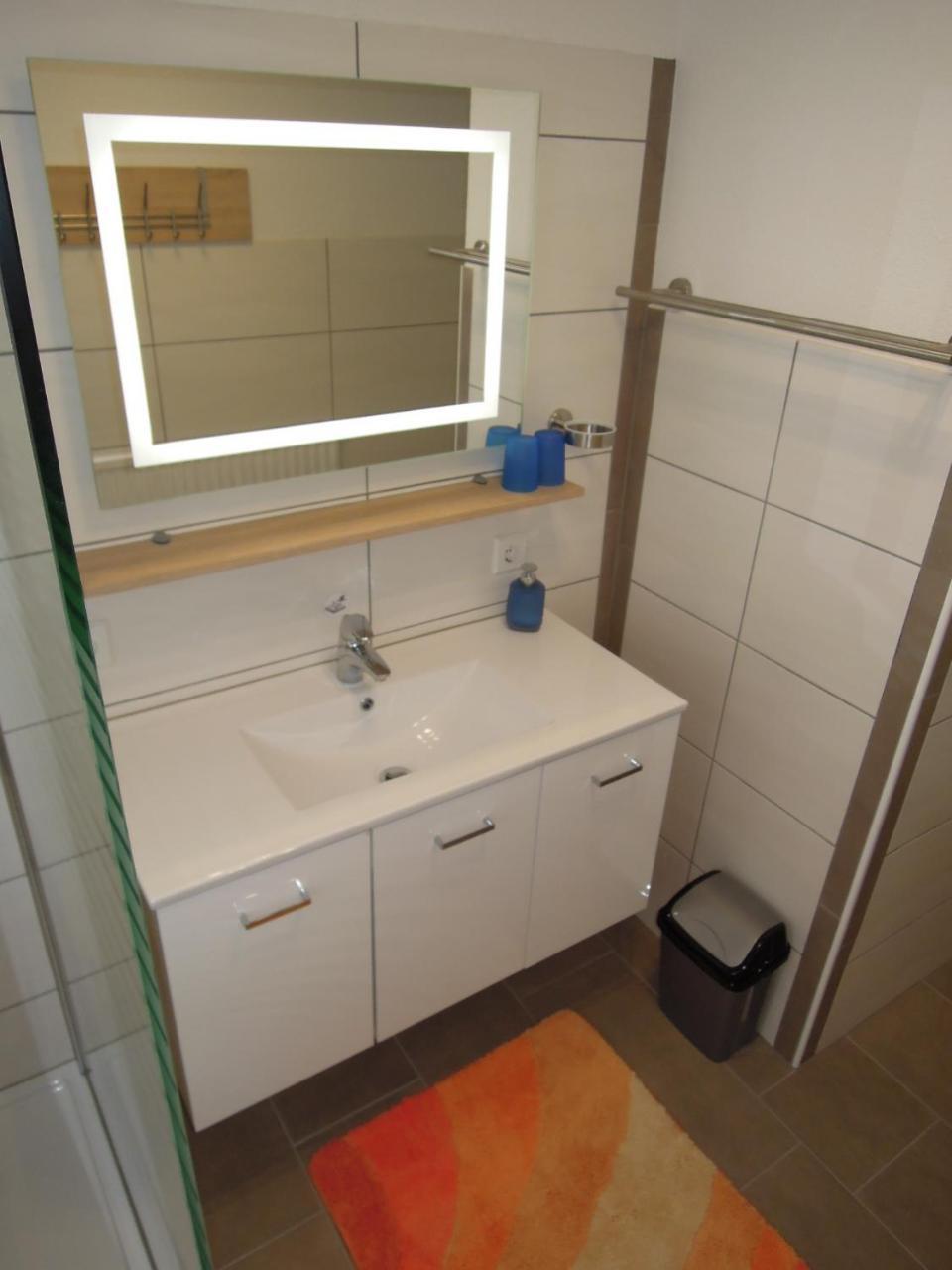 Salvesenheim Apartment Таренц Екстериор снимка