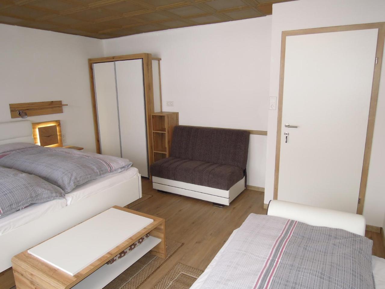 Salvesenheim Apartment Таренц Екстериор снимка
